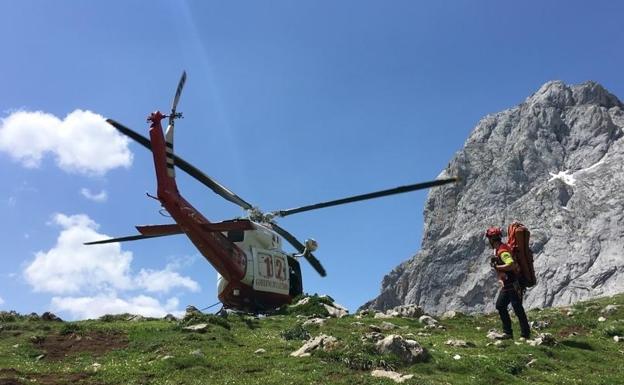 Un vecino de Mogrovejo de 72 años evacuado en helicóptero tras